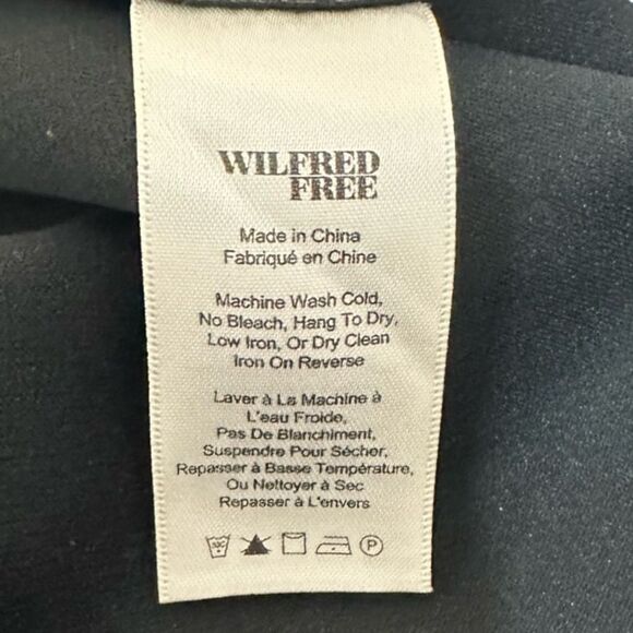 Aritiza Wilfred Free Women’s Cut Black Vegan Leather Preppy Mini Skirt Size 2 - Picture 6 of 6